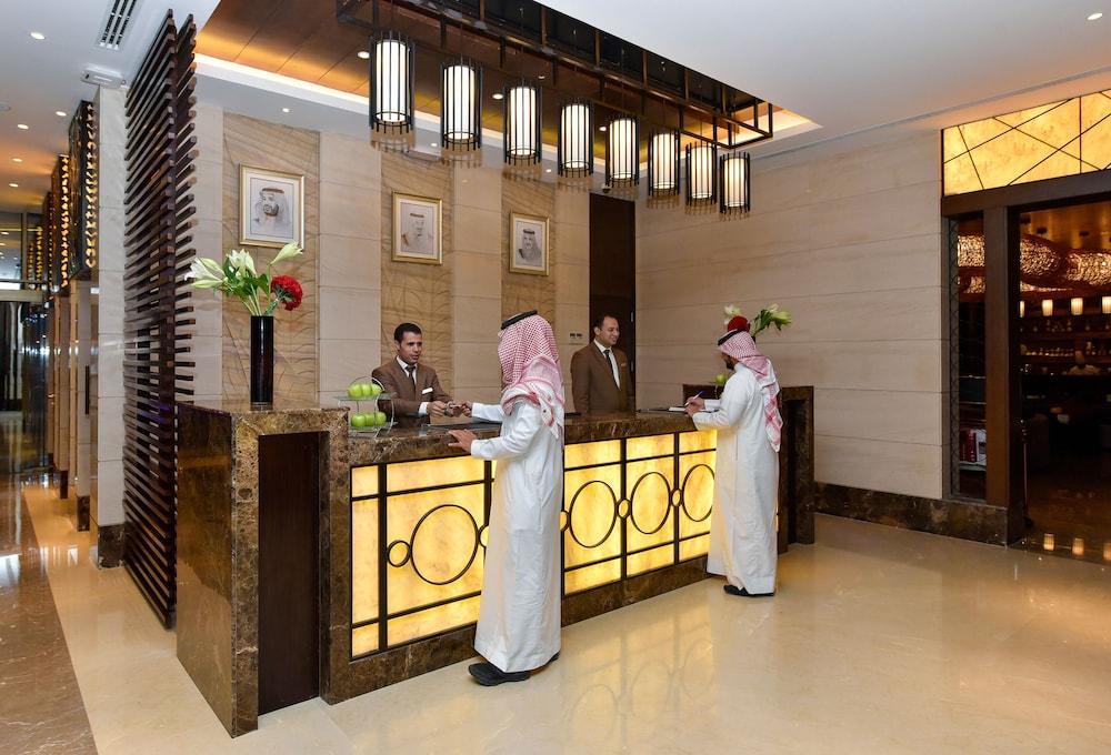 Braira Al Azizya Hotels & Resorts Khobar Bagian luar foto